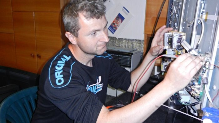 Ako sa vám žije? Elektrotechnikovi z Leopoldova