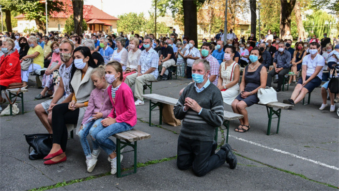 National pilgrimage follows recommendations 
