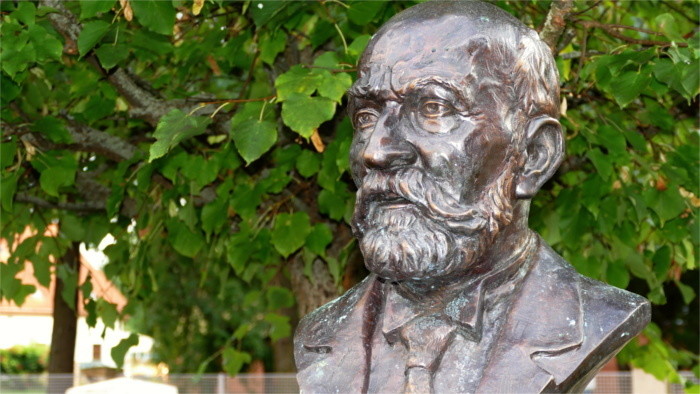Büste von Jozef Škultéty enthüllt