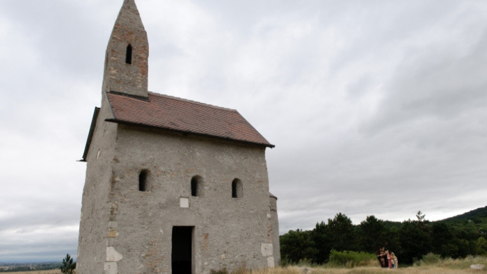 Dražovský kostolík Svätého Michala archanjela láka pútnikov, turistov aj novomanželov