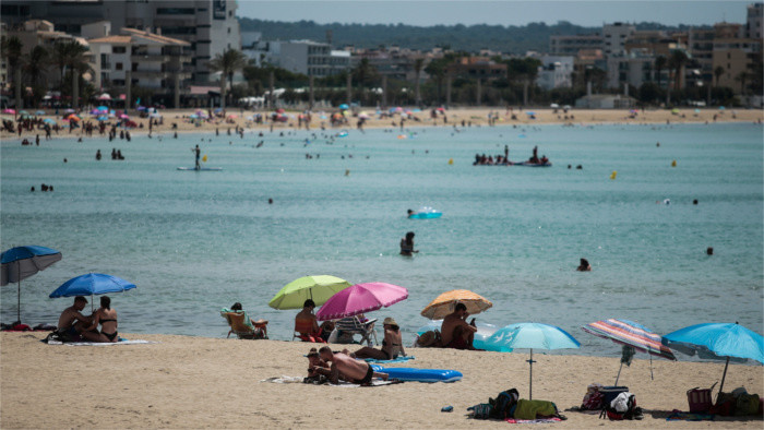 Entran en vigor las nuevas normas del semáforo de viajes