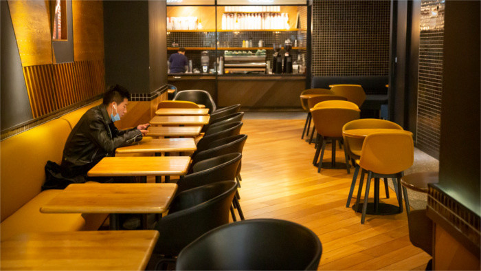 Hotels and restaurants point to growing despair