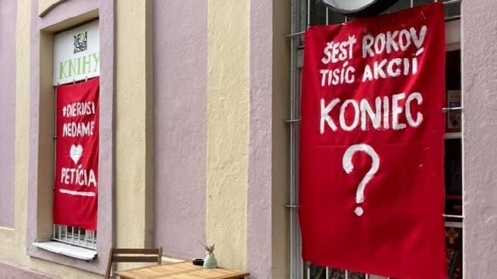 Diera do sveta volá o pomoc