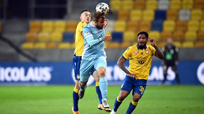 Po futbale Dunajská Streda - Slovan
