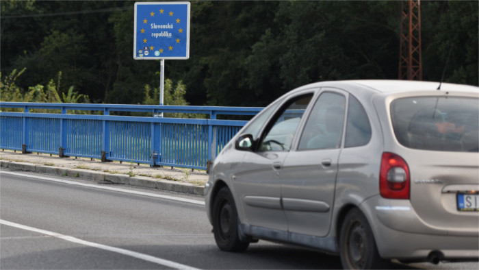 COVID-19 : contrôles aux frontières