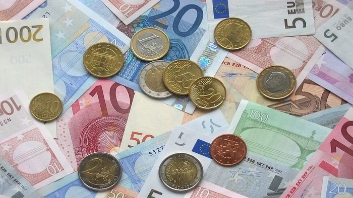 Svet financií - Investovať úspory