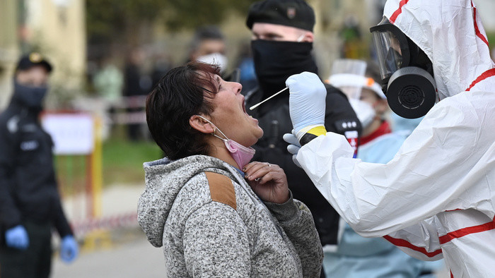 Pracovníci z oblasti kultúry a médií sa môžu otestovať v RTVS