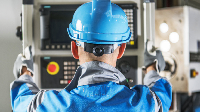 Dve nové odborné učebne pre mechatronikov a programátorov CNC strojov