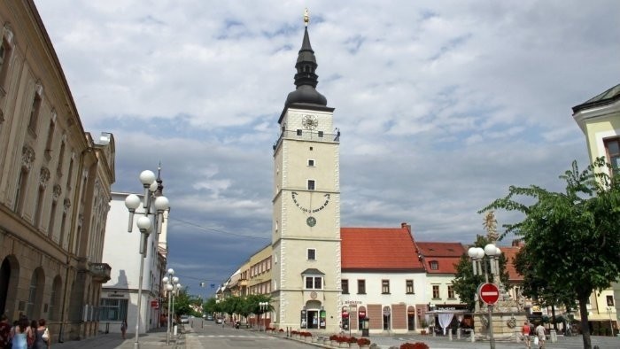 Ako sa zmenilo trnavské námestie po 31 rokoch? 