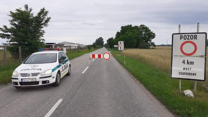 Contrôles plus sévères aux frontières 