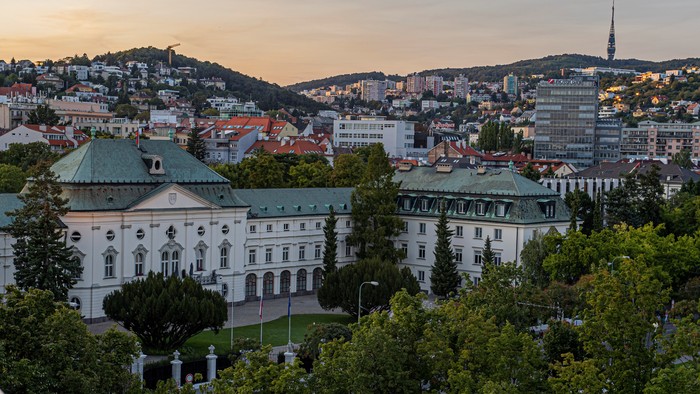 17. november - informácie k hromadným podujatiam a ich následky