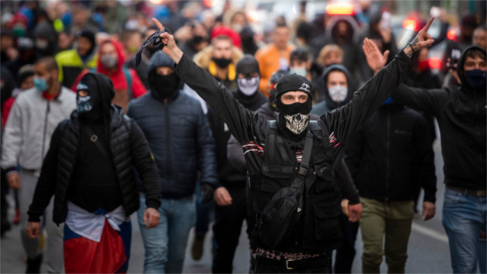 Demonstrationen gegen Regierung und Corona-Regeln
