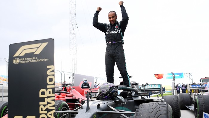 Hamilton - siedmy titul