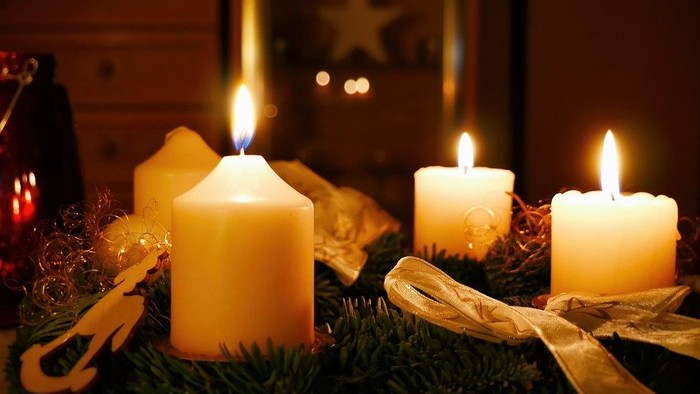 Začína sa advent