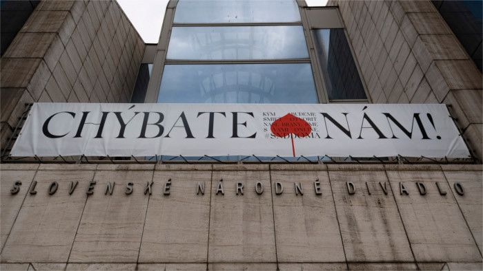 Vente aux enchères pour soutenir les arts de la scène