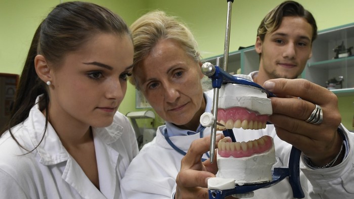 Slovenská komora zubných technikov