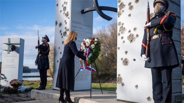 Čaputová pays tribute to victims of communist regime