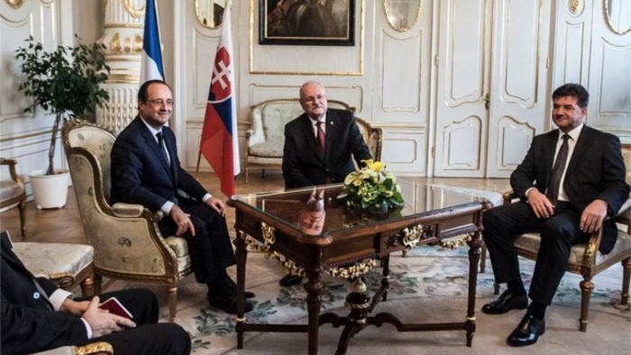 Presidente francés se encuentra de visita en Eslovaquia