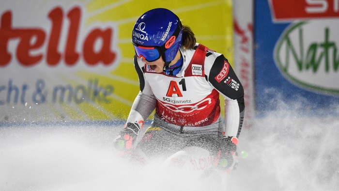Vlhová valcuje