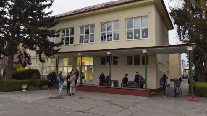 Do škôl a cez hranice s negatívnym testom