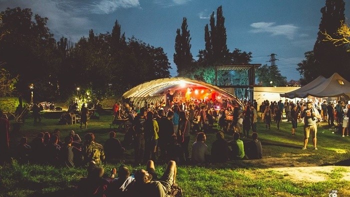 Kultúrno-komunitné centrum Hidepark v Nitre