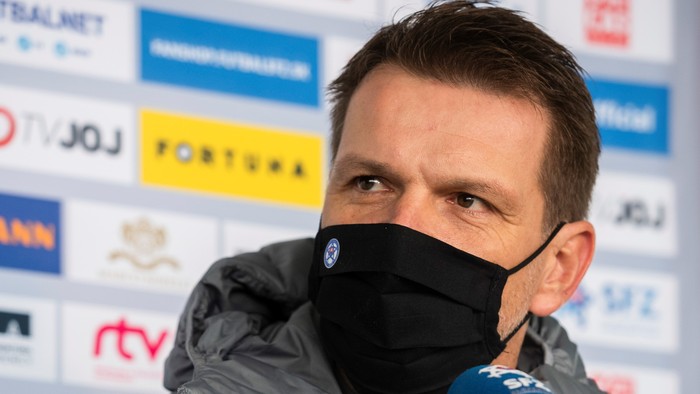 Trénera Štefana Tarkoviča odobril VV SFZ