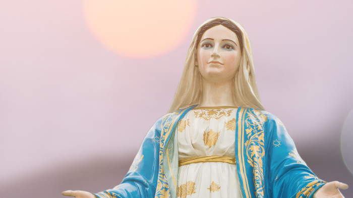 Kaplnka v Trenčianskej Závade je zasvätená Panne Márii Fatimskej