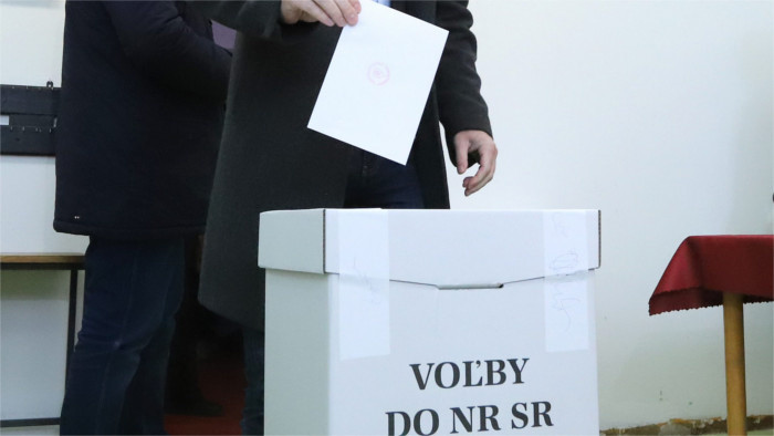 El partido extraparlamentario Hlas- SD ganaría las elecciones en caso de que estas fueran en diciembre 