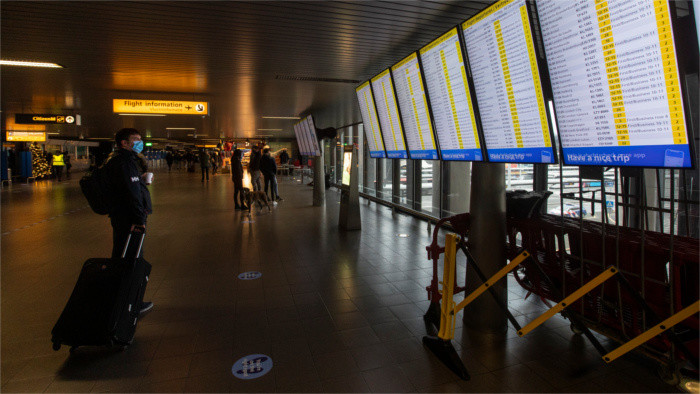 Mise en quarantaine obligatoire pour tous les arrivants de Grande-Bretagne