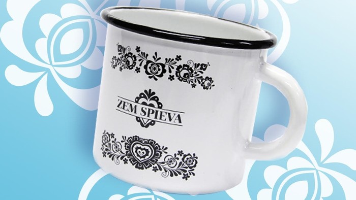 Zem spieva