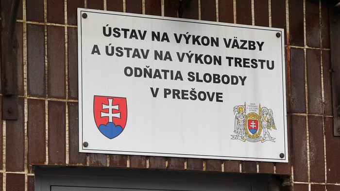 Bývalý policajný prezident Milan Lučanský sa v prešovskej väznici pokúsil o samovraždu