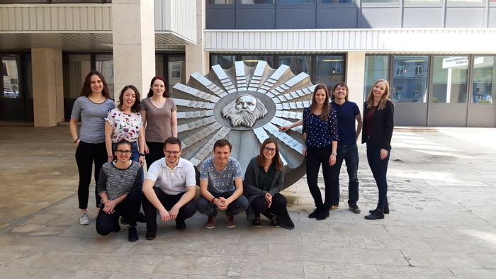 Studenti organickej chemie  FCHPT STU a PJ, Bratislava 2019 (autor PJ).jpg