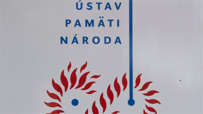 Mapuje prenasledovanie reholí komunistickým režimom 