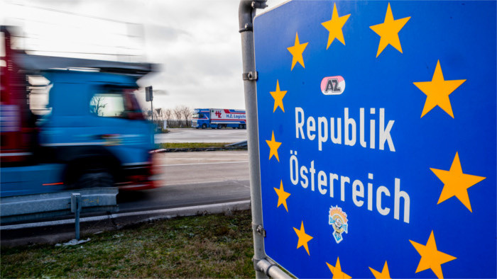 Commuters need test results and registration to enter Austria