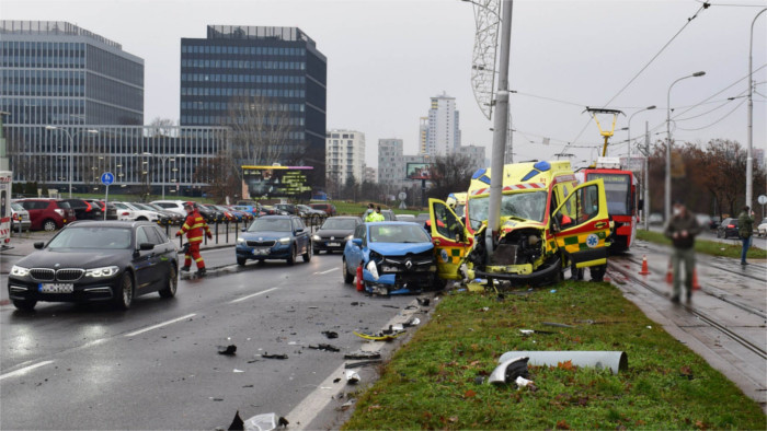 Policía registra la menor cifra de accidentes de tráfico en la última década