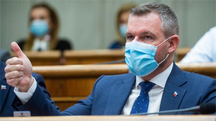 Pellegrini avisa de la posibilidad de recoger firmas para elecciones anticipadas 