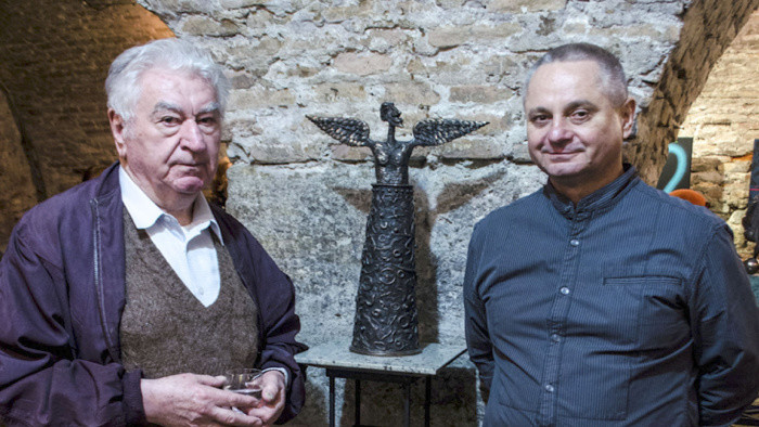 O novej básnickej zbierke Bez seba Miloša Karáska