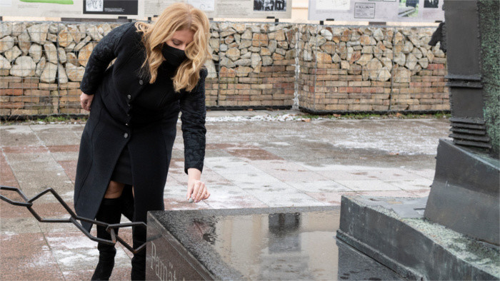 Präsidentin Čaputová gedenkt Holocaust-Opfern
