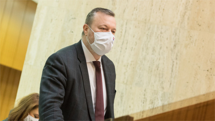 Prvá pomoc plus na udržanie miest a pre živnostníkov sa rozšíri