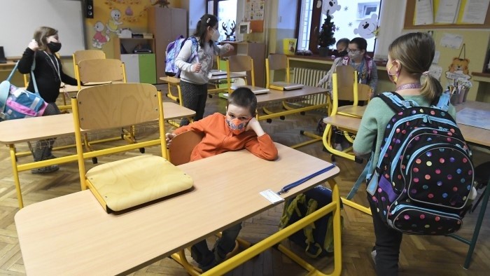Открыты некоторые детсады и начальные школы