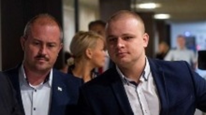 Kotleba pártját ritkítja