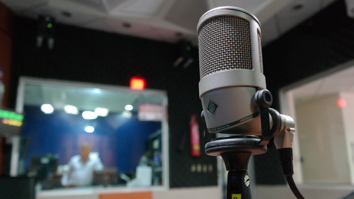 Rádio strednej generácie