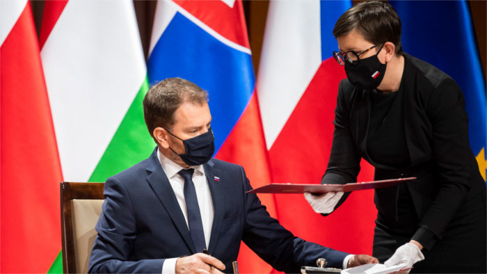 Numérisation et robotisation sont l’avenir du V4