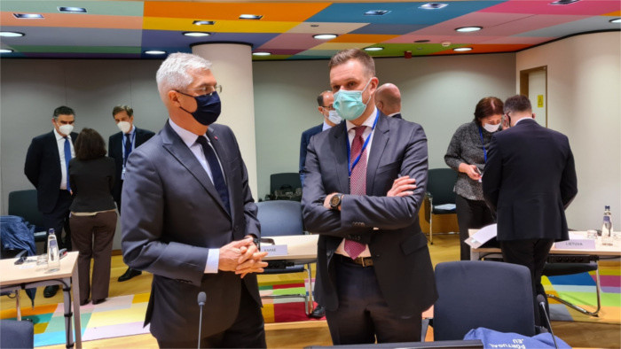 Foreign Affairs Minister asks EU counterparts for help in providing vaccines