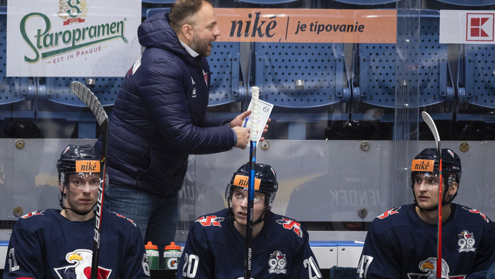 Hokejový Slovan v kríze