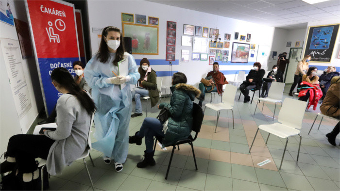 Teacher vaccination programme extended