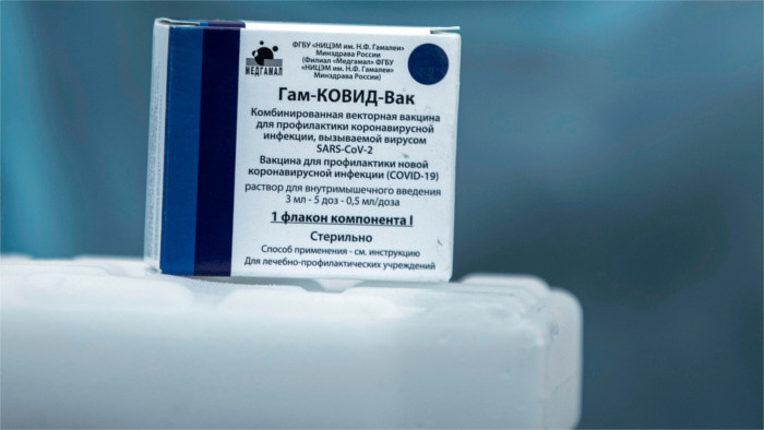 Spoutnik : pourquoi attendre ?