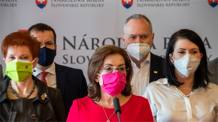 Parlament pravdepodobne predĺži núdzový stav 