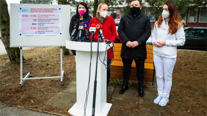 Peu de médecins étrangers : la faute à la bureaucratie 