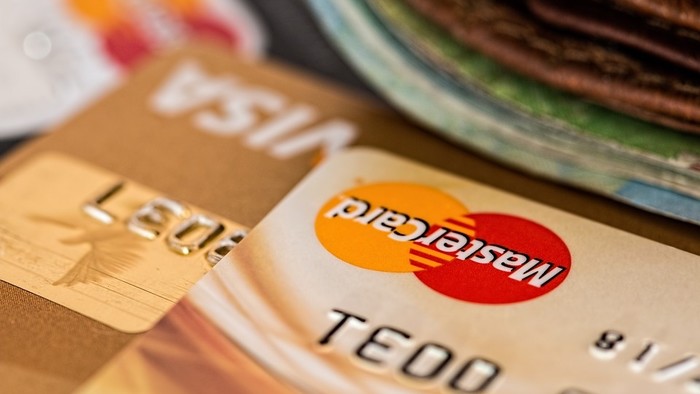 Svet financií / Bankové poplatky